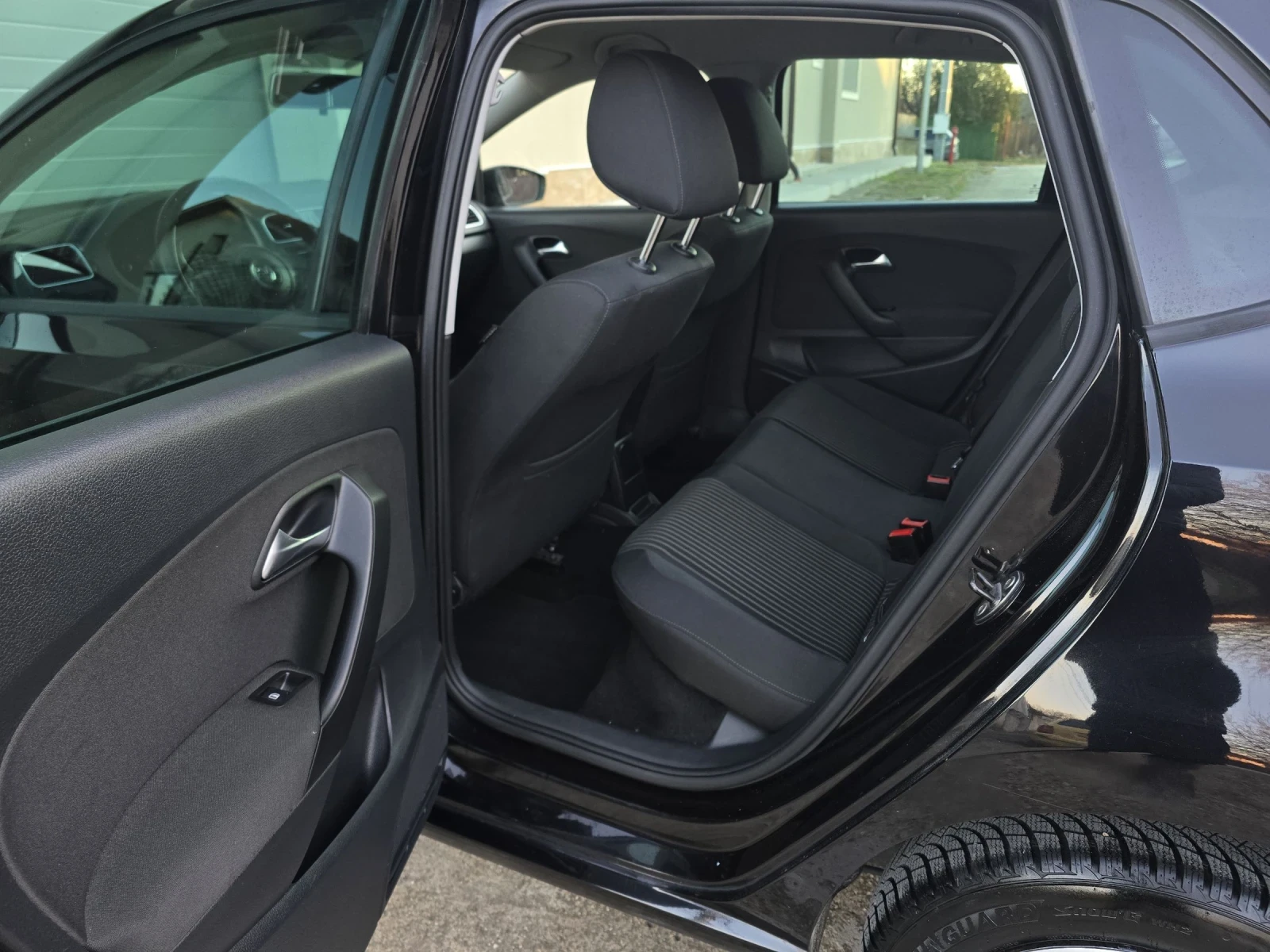 VW Polo 1.4i 86�.�. | Mobile.bg � ����������� 11