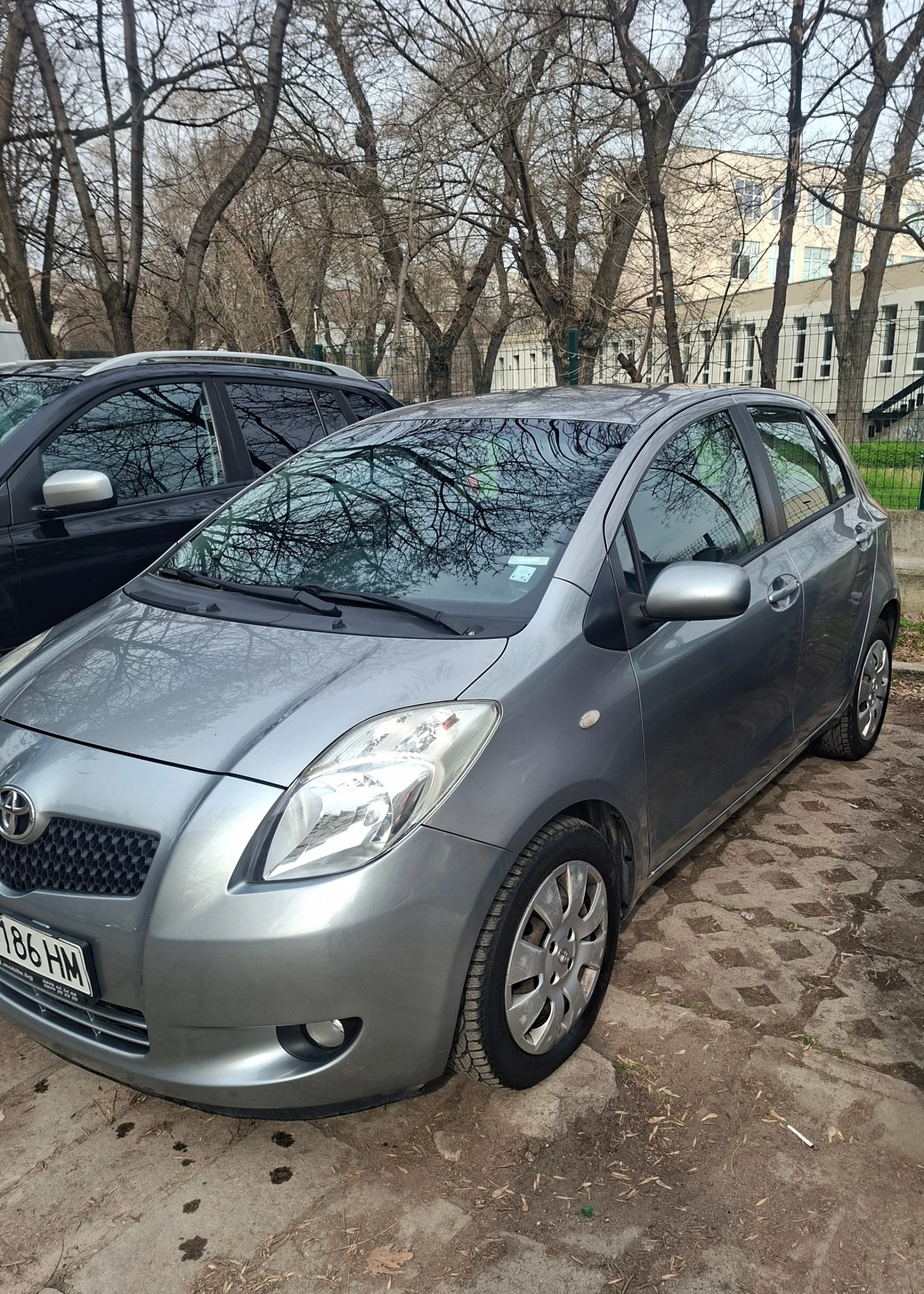 Toyota Yaris 1.3VVT-i - изображение 3