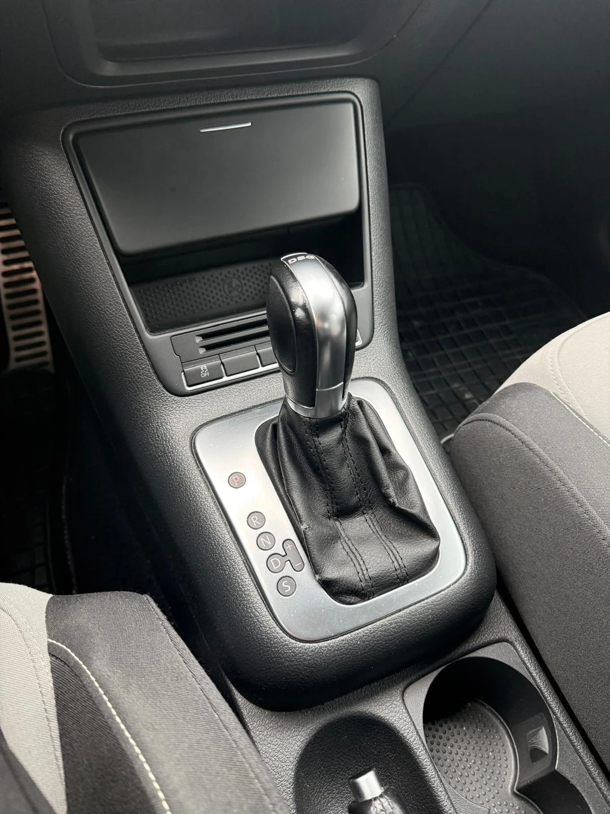 VW Golf Plus Croas, снимка 8 - Автомобили и джипове - 53923926