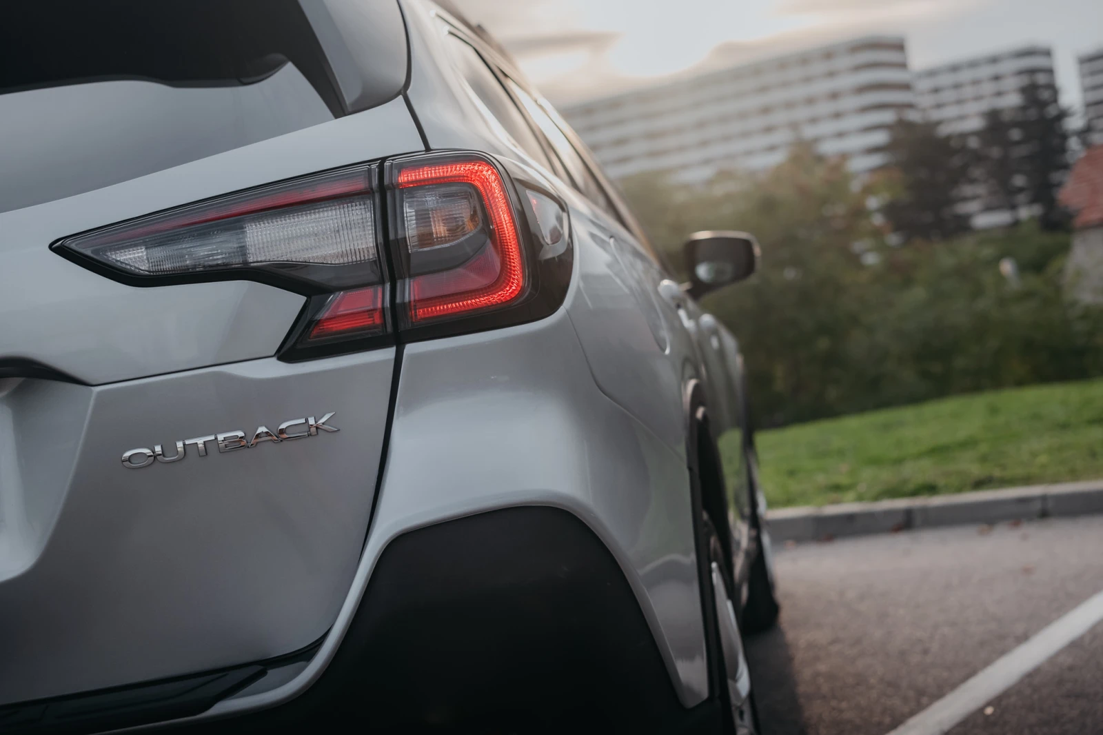 Subaru Outback, снимка 8 - Автомобили и джипове - 54045879