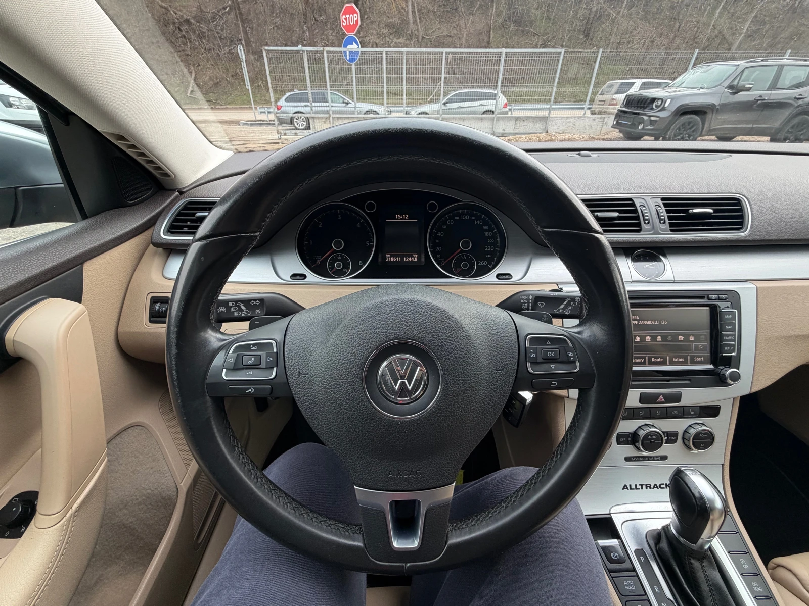 VW Passat 2.0TDI* AVTOMAT* NAVI* ALLTRACK, снимка 12 - Автомобили и джипове - 54256236