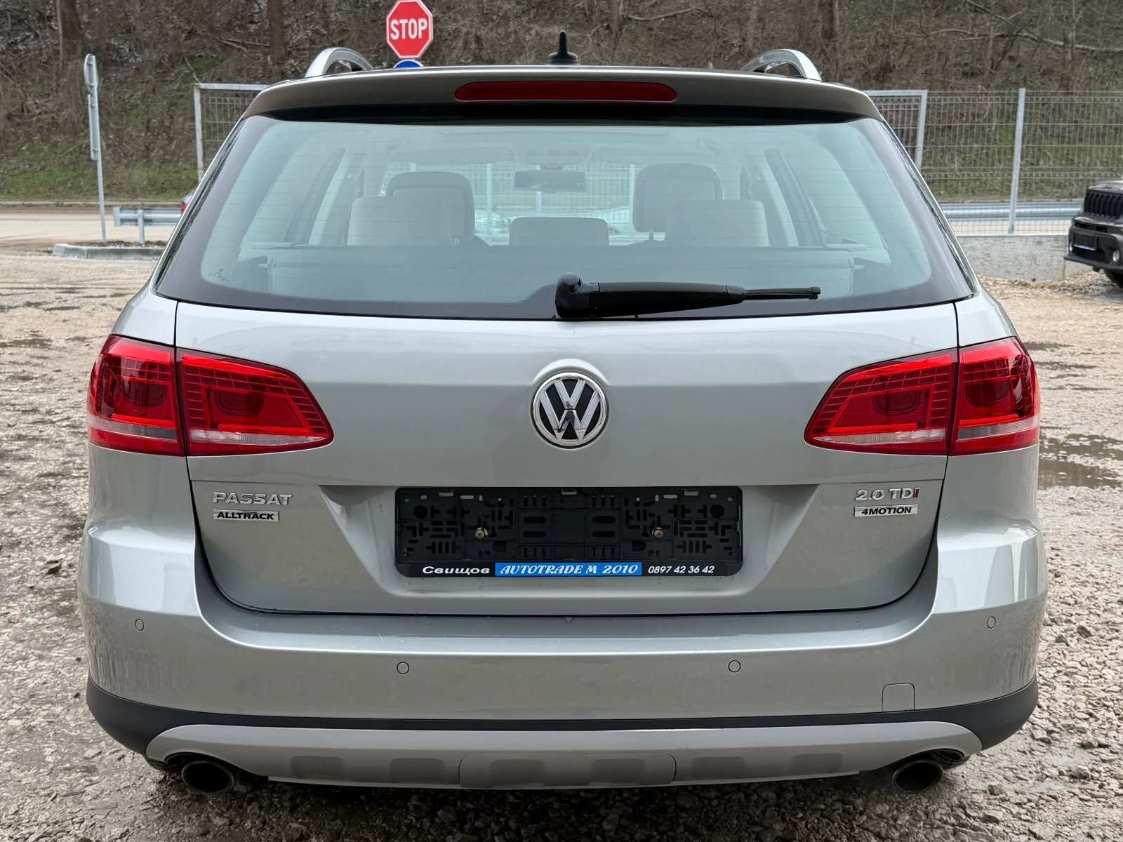 VW Passat 2.0TDI* AVTOMAT* NAVI* ALLTRACK, снимка 5 - Автомобили и джипове - 54256236