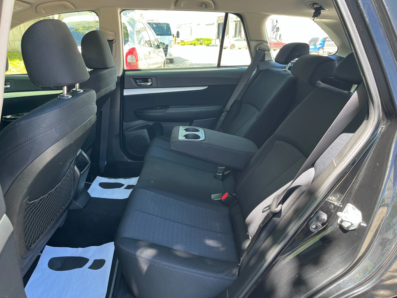 Subaru Legacy 2.0i Газ/бензин, снимка 10 - Автомобили и джипове - 54553941