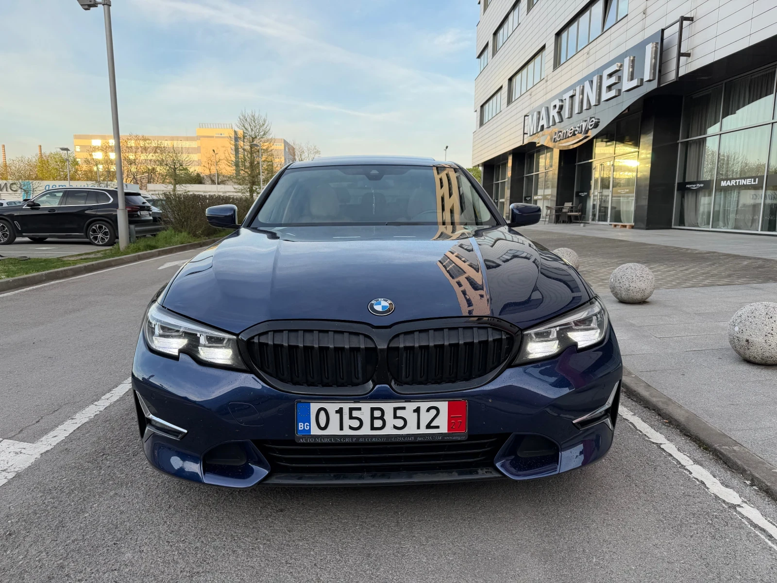 BMW 320 БАРТЕР* АВТОМАТИК* LED* 16:9* НАВИ* 190кс, снимка 2 - Автомобили и джипове - 55015319