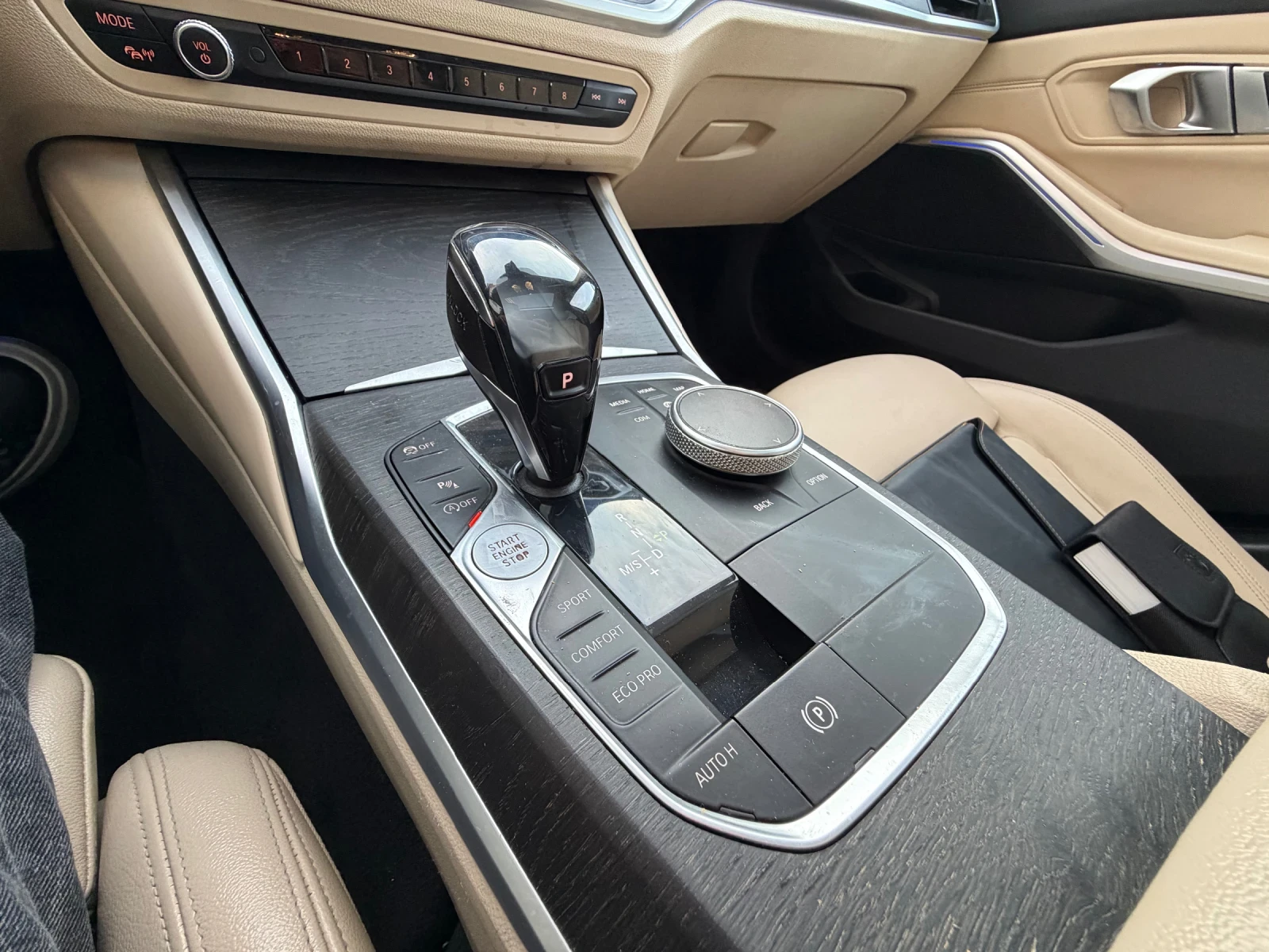 BMW 320 БАРТЕР* АВТОМАТИК* LED* 16:9* НАВИ* 190кс, снимка 13 - Автомобили и джипове - 55015319