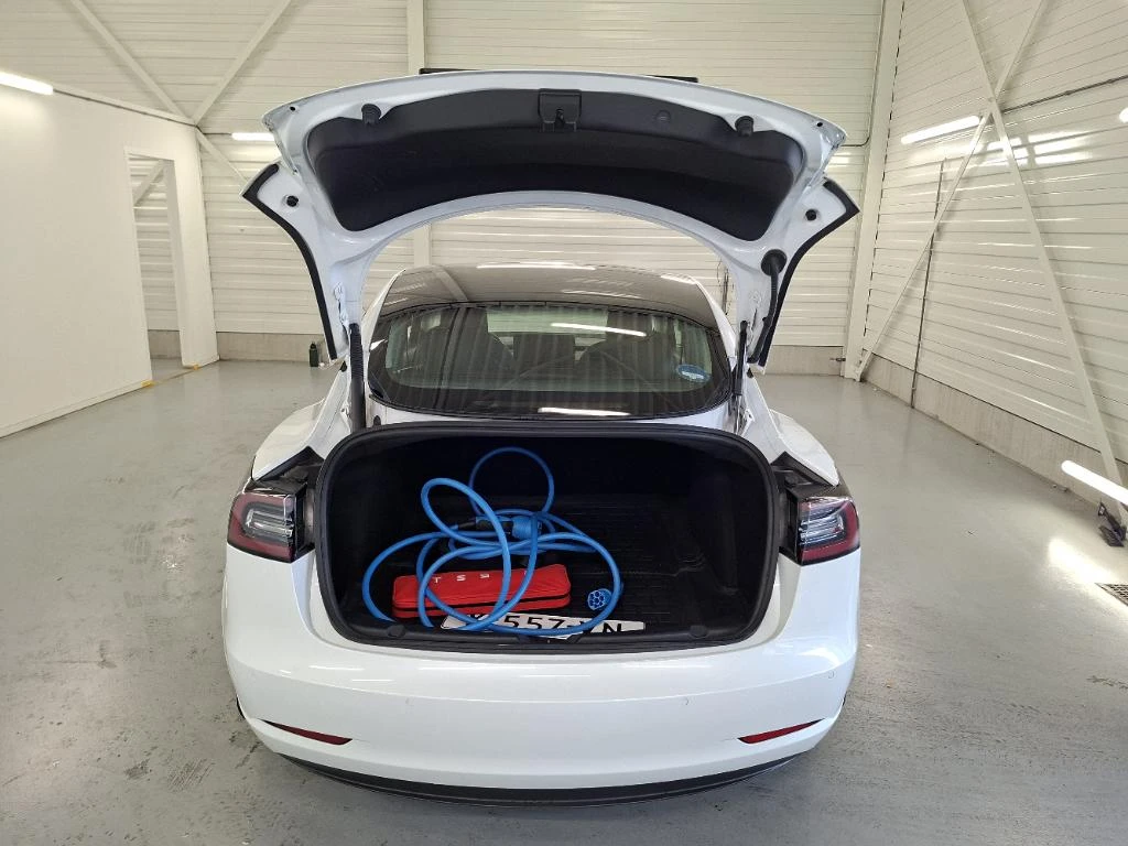 Tesla Model 3 LR AWD 75 kWh 88.3% SoH Autopilot Зимен пакет, снимка 6 - Автомобили и джипове - 55660622