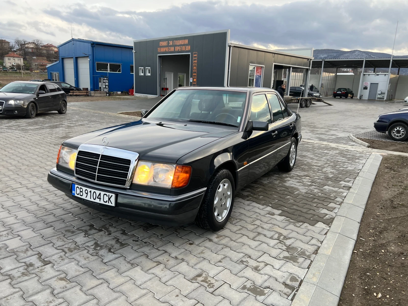 Mercedes-Benz E 200 200 E