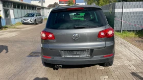 VW Tiguan 2.0TDI/TEAM/СЕРВИЗНА ИСТОРИЯ/НАВИГАЦИЯ/BI XENON/ , снимка 3