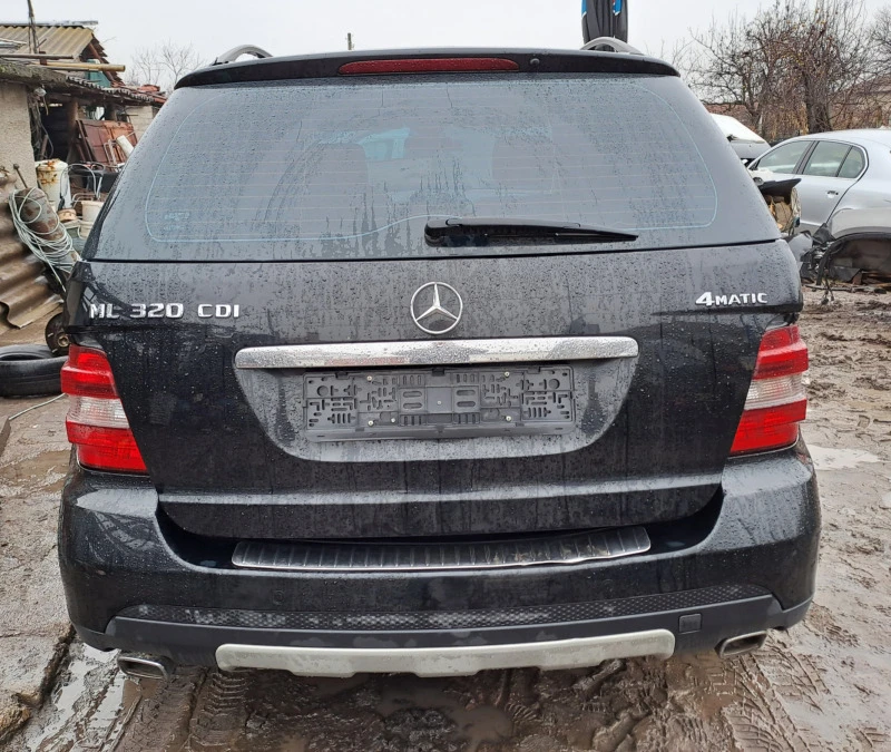 Mercedes-Benz ML 320, снимка 7 - Автомобили и джипове - 47080225