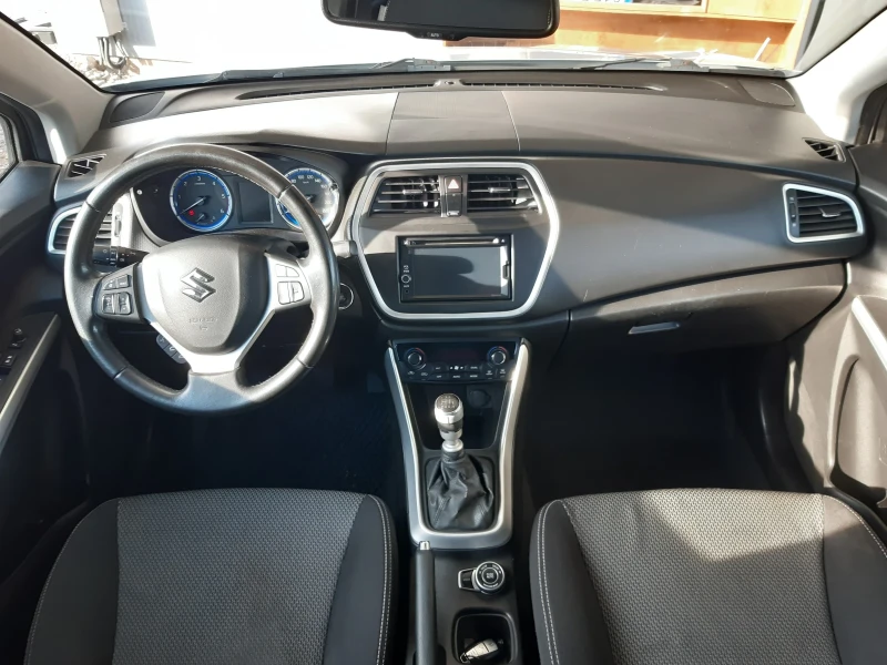 Suzuki SX4 S-Cross като нова , снимка 5 - Автомобили и джипове - 47656820