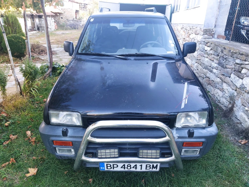 Nissan Terrano 2.7 tdi, снимка 2 - Автомобили и джипове - 52446184