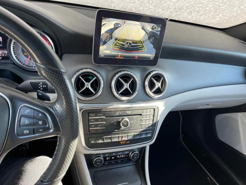 Mercedes-Benz GLA * 250 * CARFAX * БЕЗ ПЪРВОНАЧАЛНА ВНОСКА, снимка 9 - Автомобили и джипове - 53049543