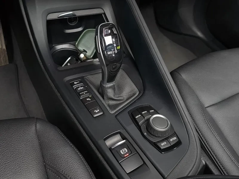 BMW X1 xDrive 18D Advantage, снимка 9 - Автомобили и джипове - 55087645