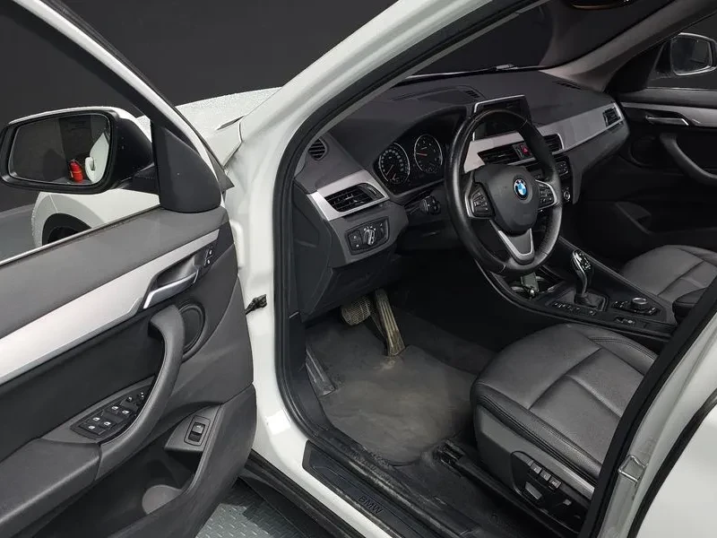 BMW X1 xDrive 18D Advantage, снимка 10 - Автомобили и джипове - 55087645