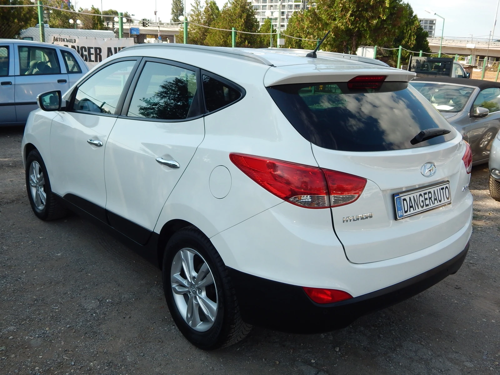 Hyundai IX35 1.6i* Газов инжекцион* *  - изображение 6