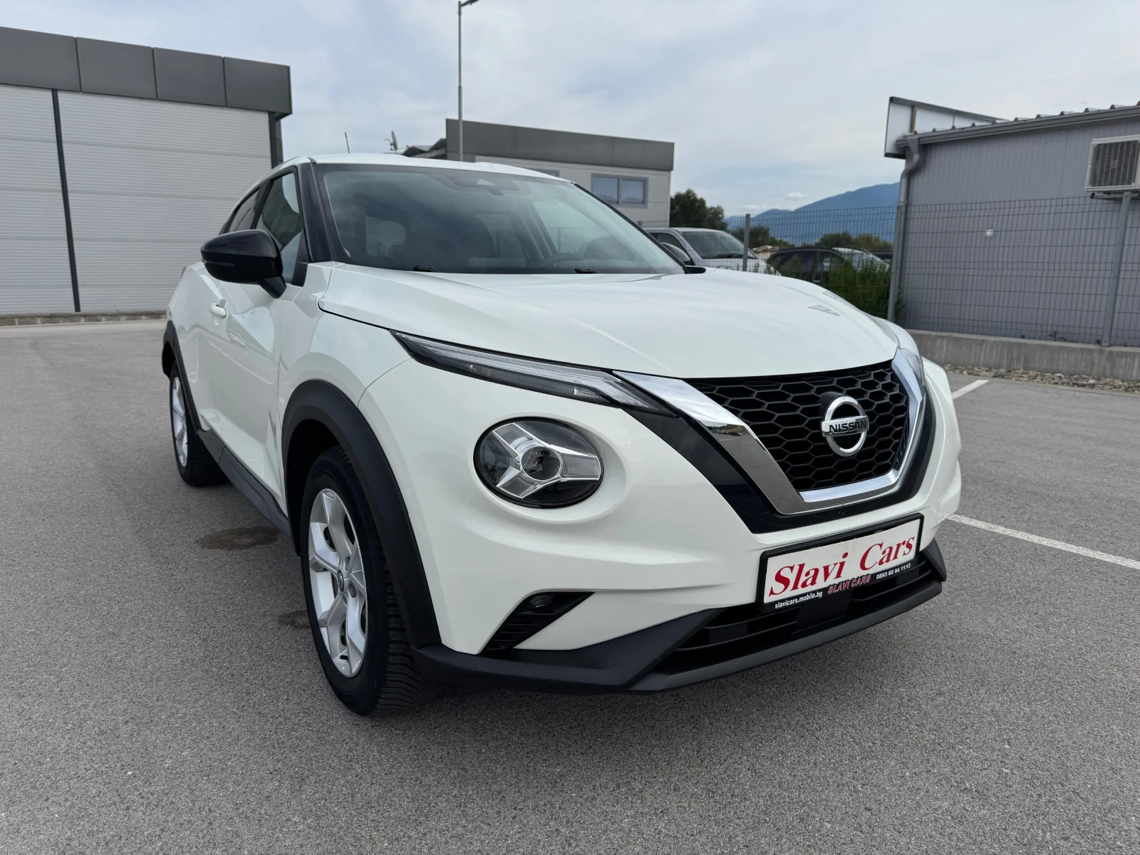 Nissan Juke 1.0 DIG-T ACENTA - изображение 3