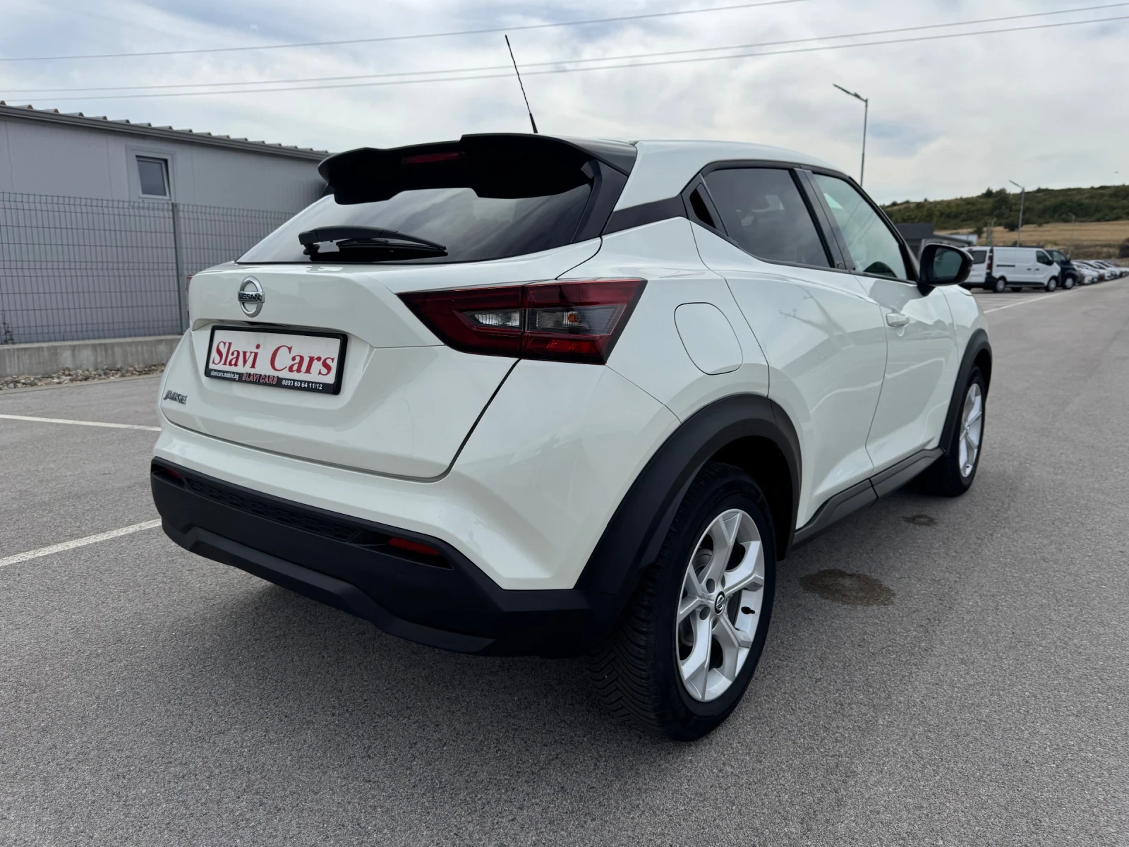 Nissan Juke 1.0 DIG-T ACENTA - изображение 5