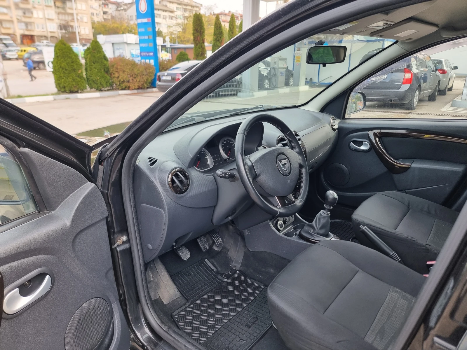 Dacia Duster 1.5dci* 4X4*  | Mobile.bg   9