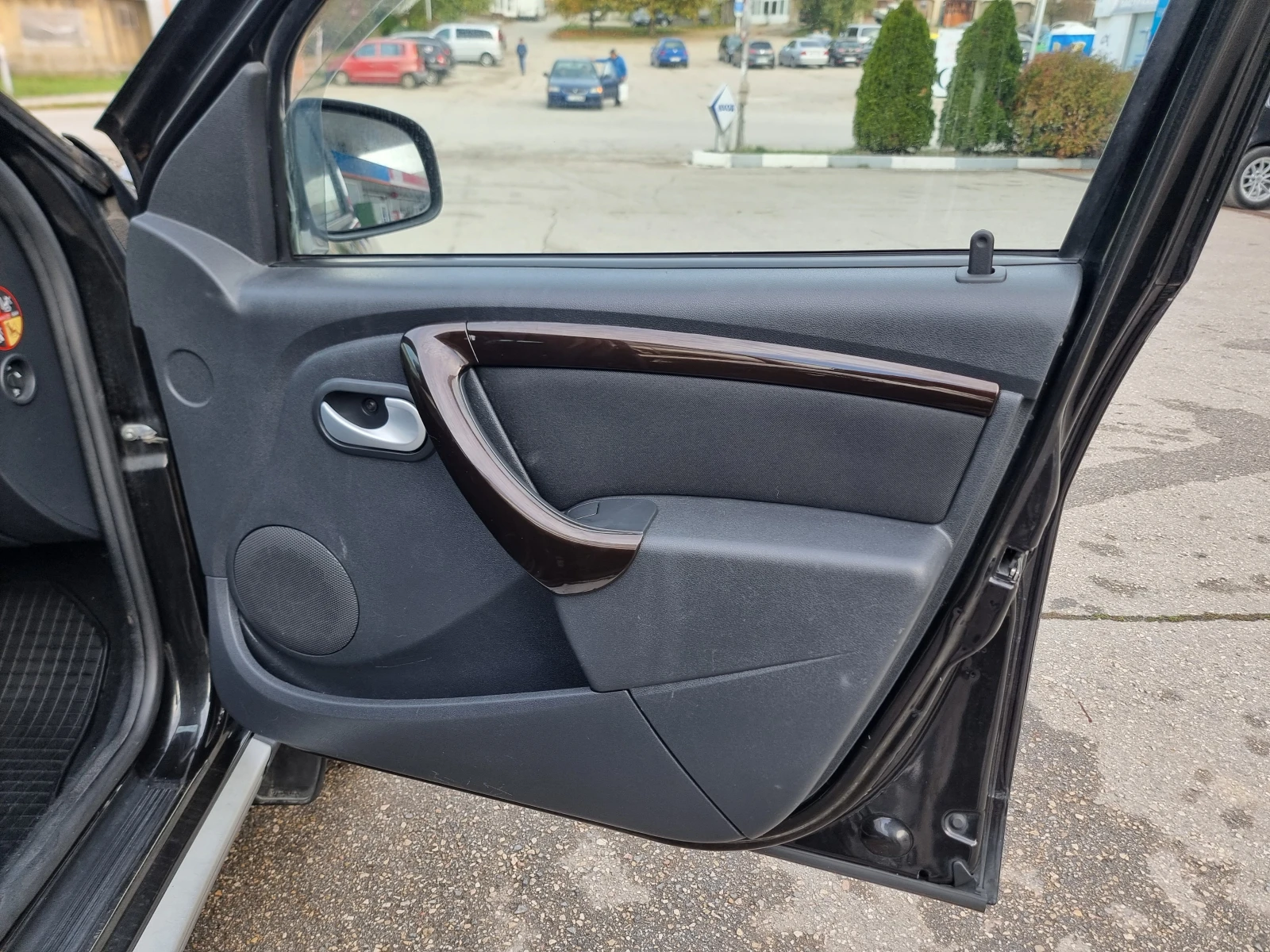 Dacia Duster 1.5dci* 4X4*  | Mobile.bg   13