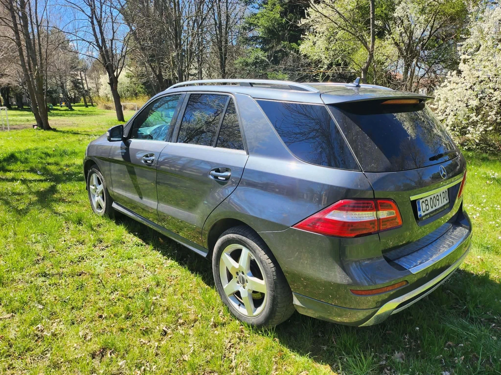 Mercedes-Benz ML 500, снимка 3 - Автомобили и джипове - 54525750