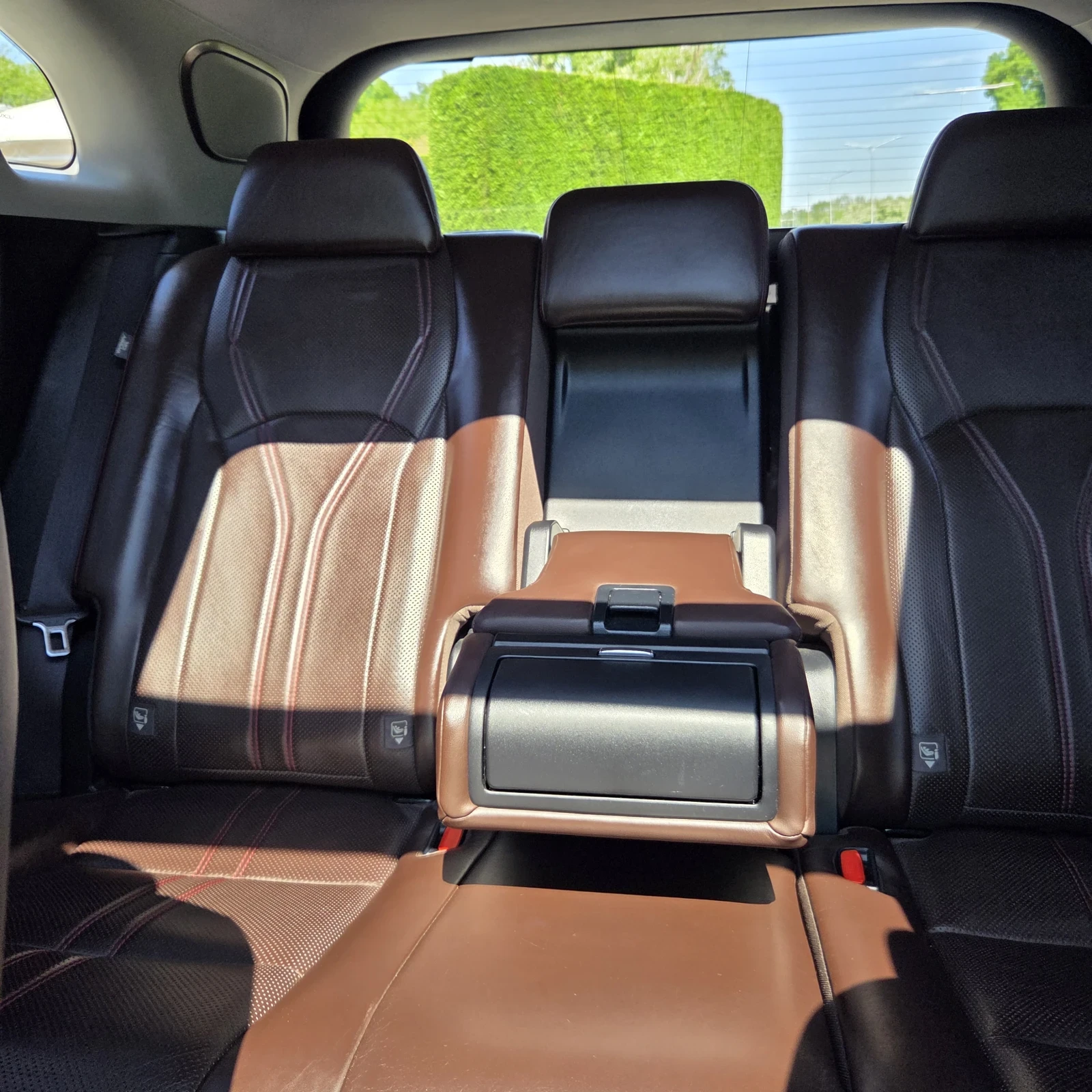 Lexus RX 450h Hibrid, снимка 12 - Автомобили и джипове - 54842617