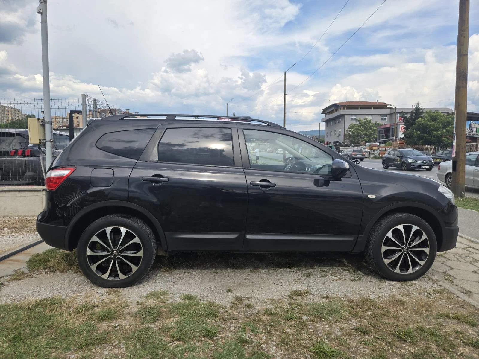 Nissan Qashqai 1.5 dCi+ 2, снимка 4 - Автомобили и джипове - 54863308