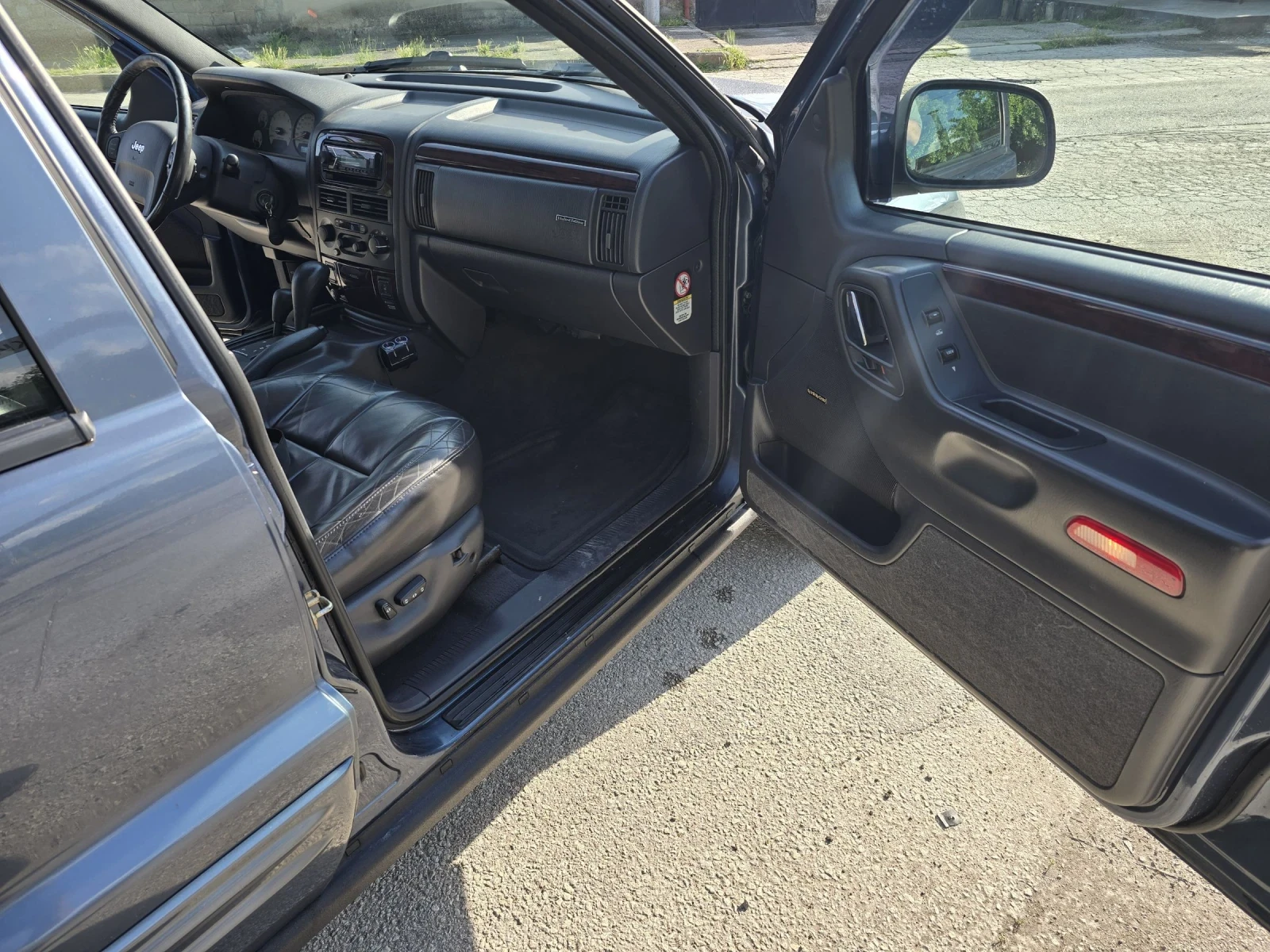 Jeep Grand cherokee 4.7 QuadraDrive, снимка 13 - Автомобили и джипове - 54903214