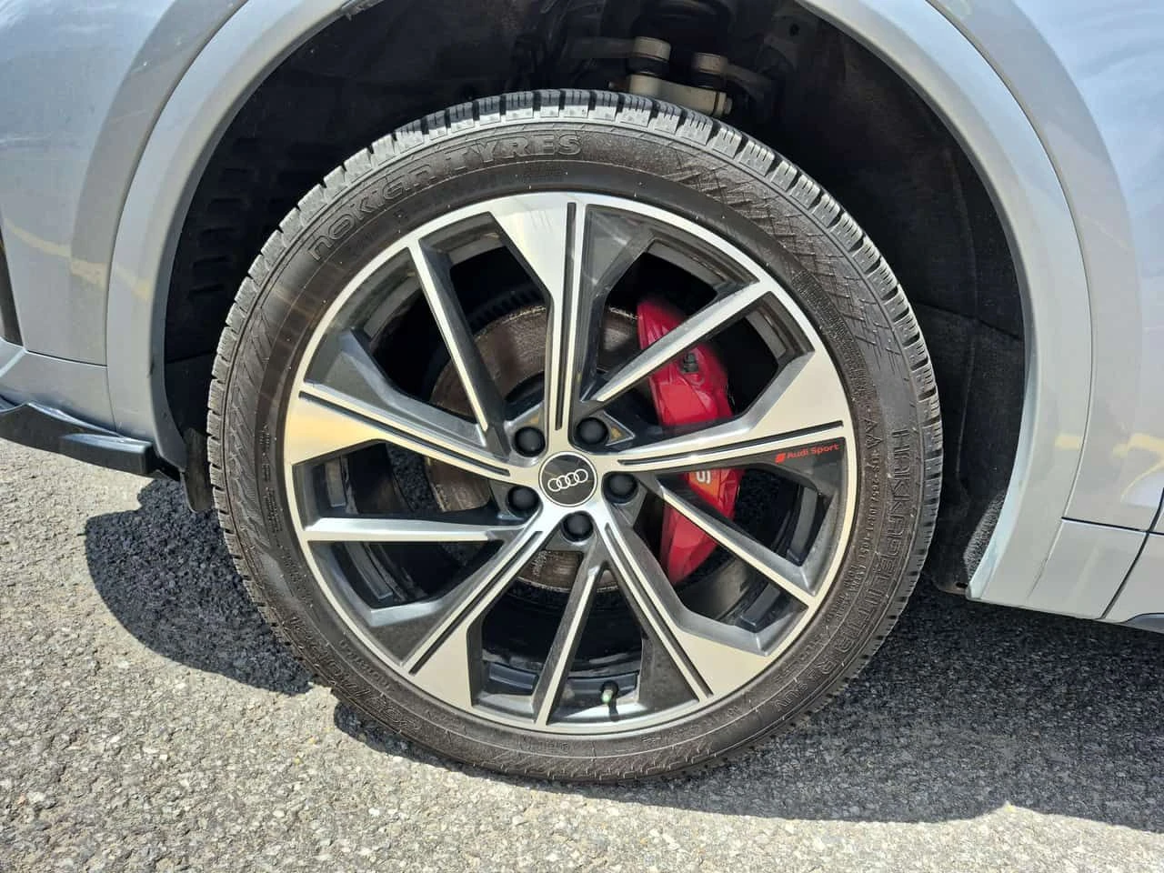 Audi SQ5  Technik / 360 / DIS / MATRIX / B&O / АВТОКРЕДИТ , снимка 7 - Автомобили и джипове - 55435391