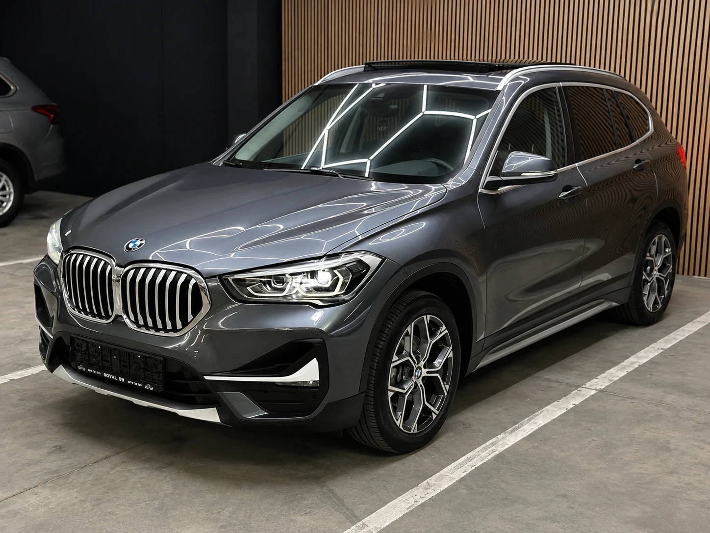 BMW X1 1.8 D XDRIVE:: FACELIFT::PANORAMA::ОБСЛУЖЕНА::, снимка 2 - Автомобили и джипове - 55607080