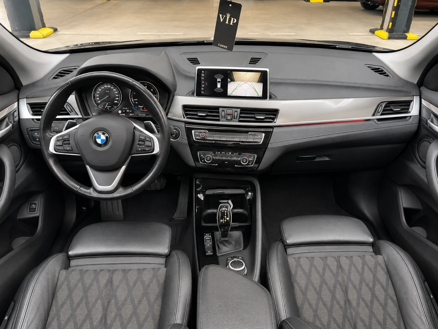 BMW X1 1.8 D XDRIVE:: FACELIFT::PANORAMA::ОБСЛУЖЕНА::, снимка 11 - Автомобили и джипове - 55607080