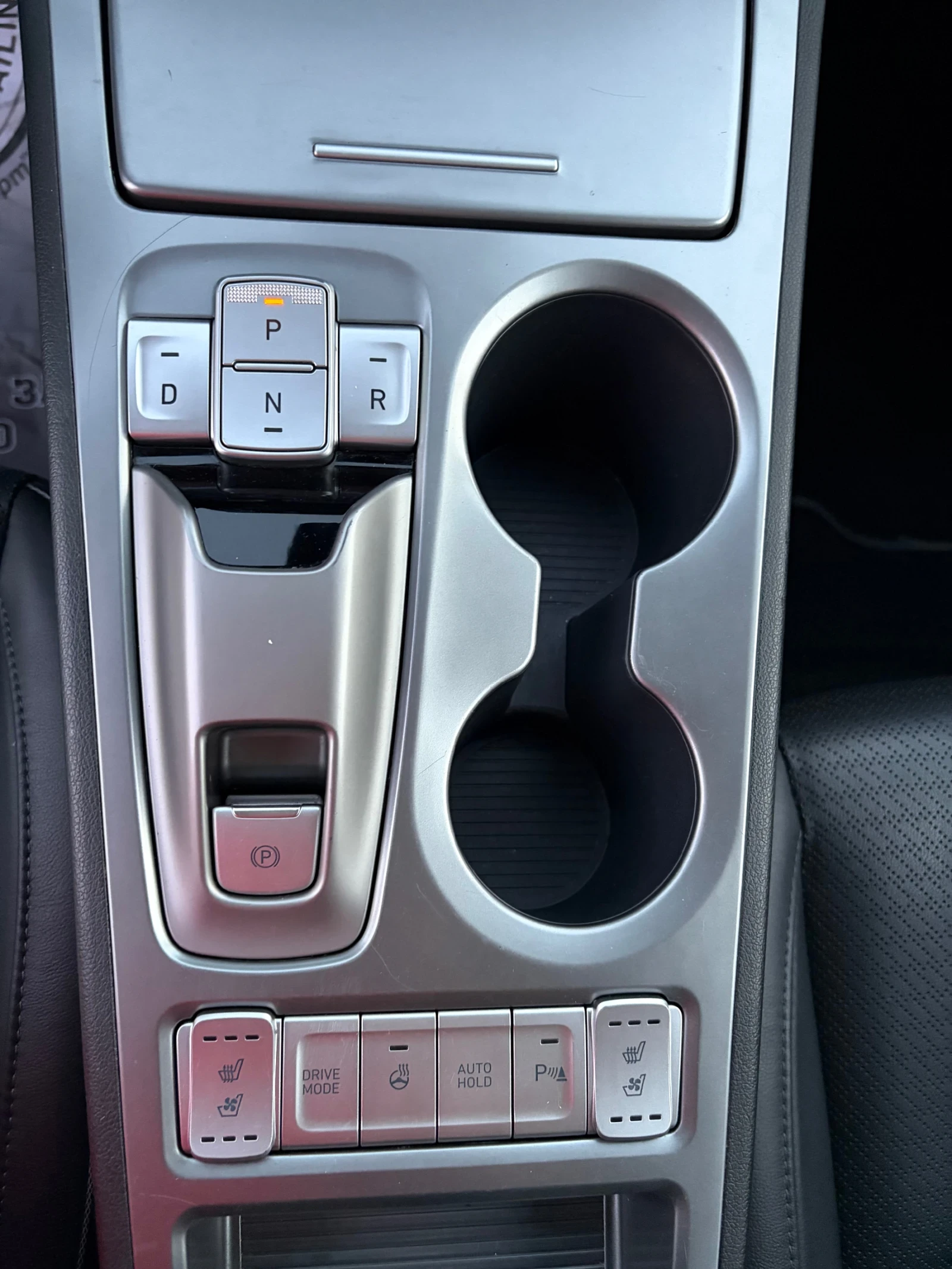 Hyundai Kona 64KW PREMIUM, снимка 7 - Автомобили и джипове - 55636349