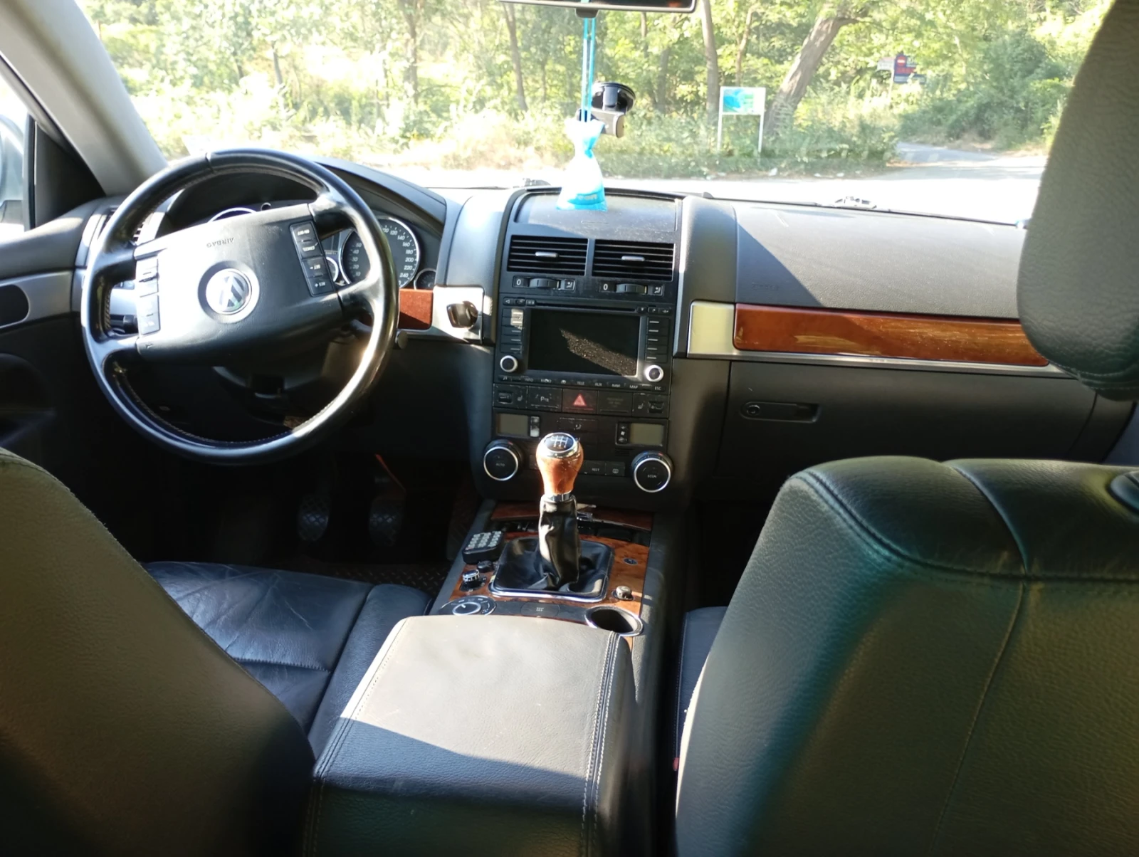 VW Touareg 2.5TDI, снимка 6 - Автомобили и джипове - 55770976