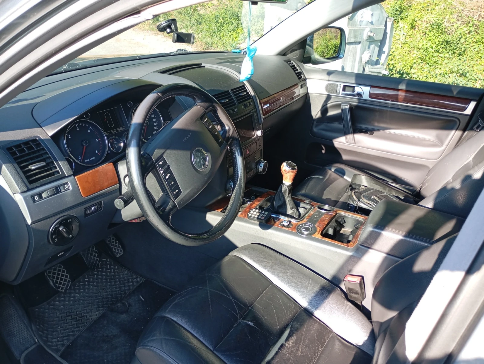 VW Touareg 2.5TDI, снимка 5 - Автомобили и джипове - 55770976