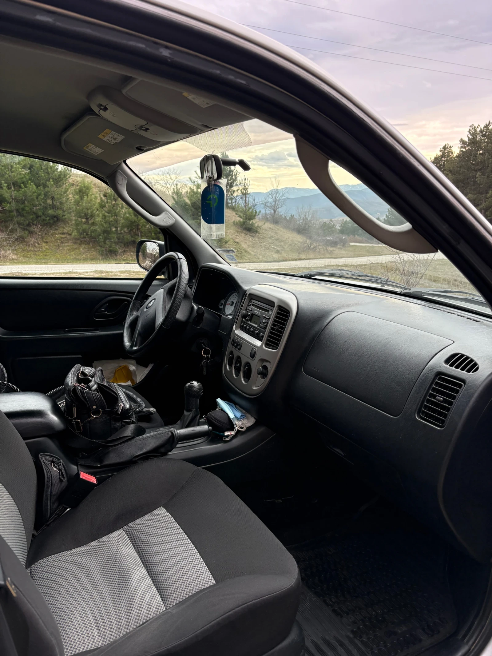 Ford Maverick, снимка 5 - Автомобили и джипове - 55816558