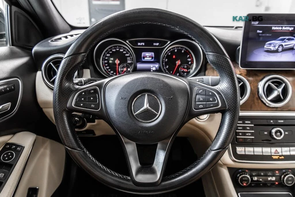 Mercedes-Benz GLA 4MATIC * PANORAMA *  AвтоКредит * (ЦЕНА ДО БГ), снимка 12 - Автомобили и джипове - 55845170