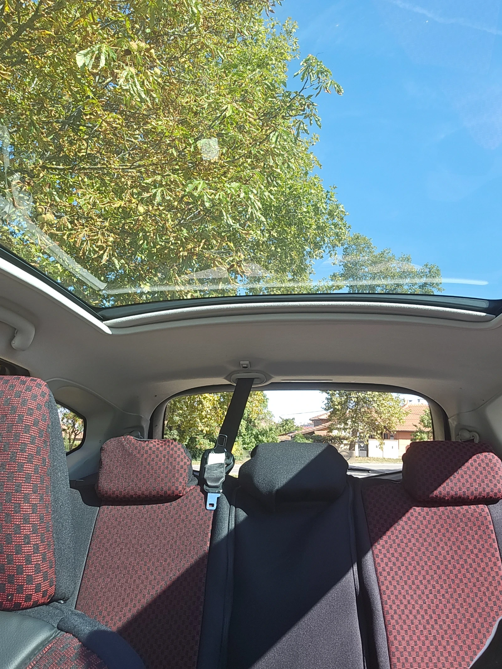 Nissan Qashqai, снимка 11 - Автомобили и джипове - 56432001