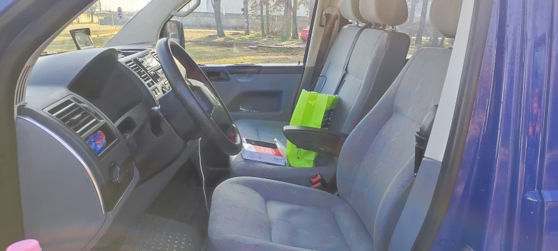 VW T5 1.9 tdi, снимка 8 - Бусове и автобуси - 49132418