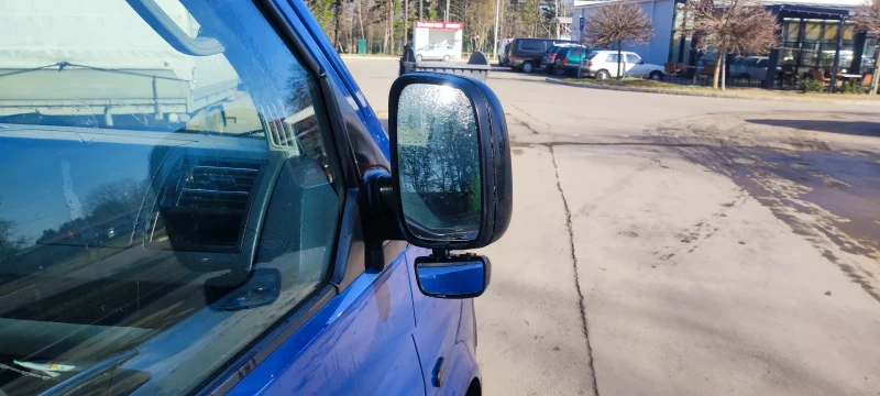 VW T5 1.9 tdi, снимка 3 - Бусове и автобуси - 49132418