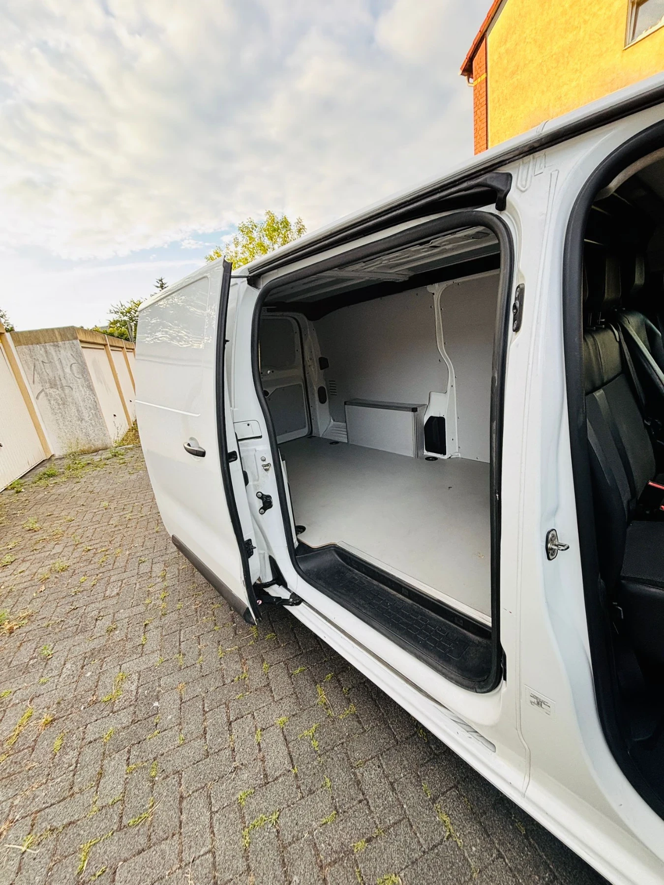 Opel Vivaro  - изображение 7