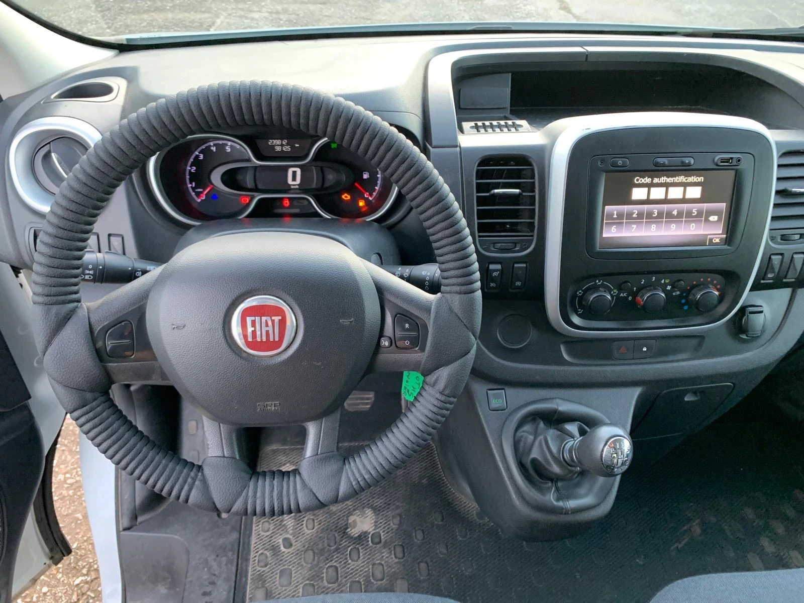 Fiat Talento 1.6D 145к.с., снимка 12 - Бусове и автобуси - 55159639