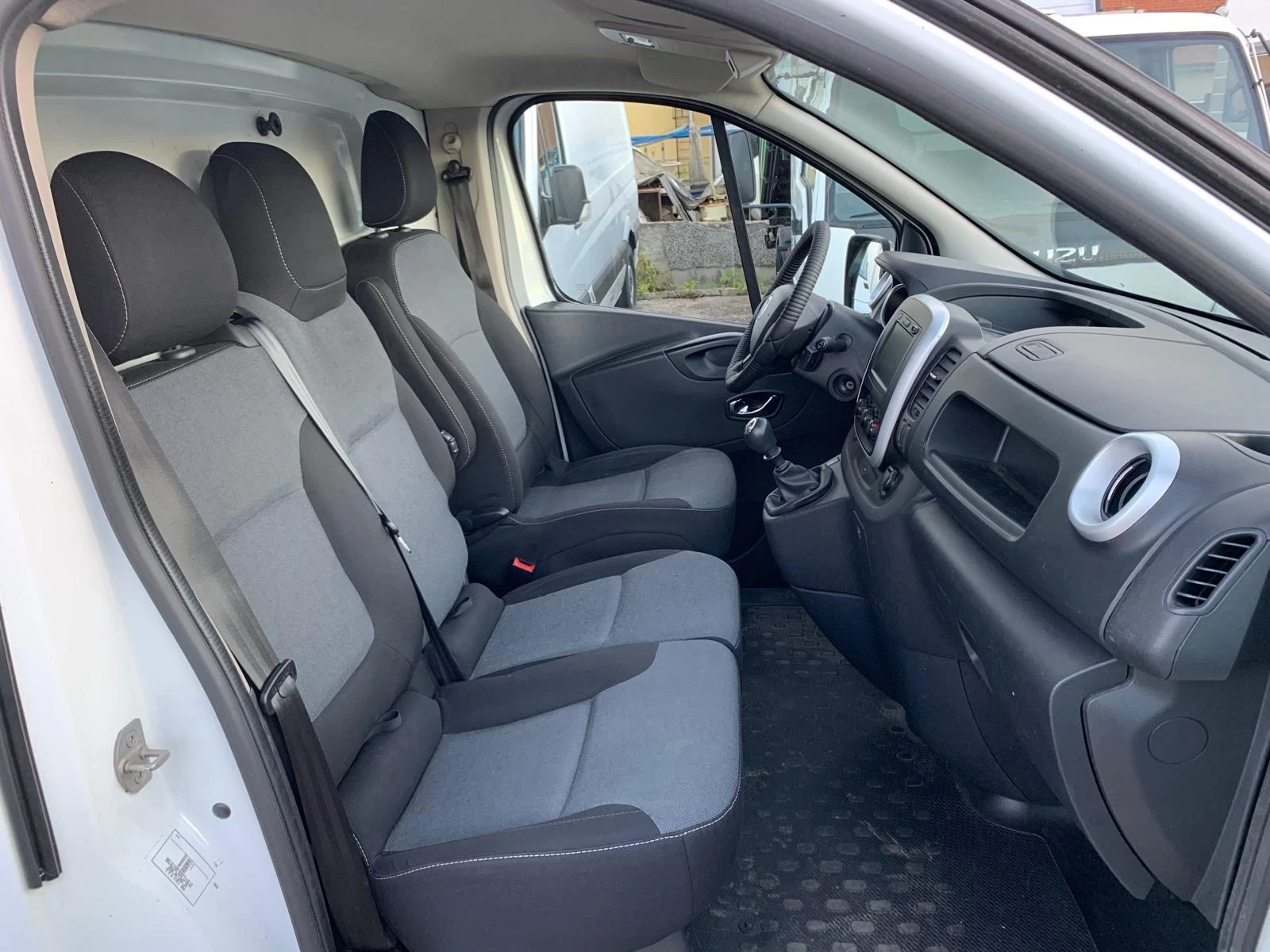 Fiat Talento 1.6D 145к.с., снимка 16 - Бусове и автобуси - 55159639