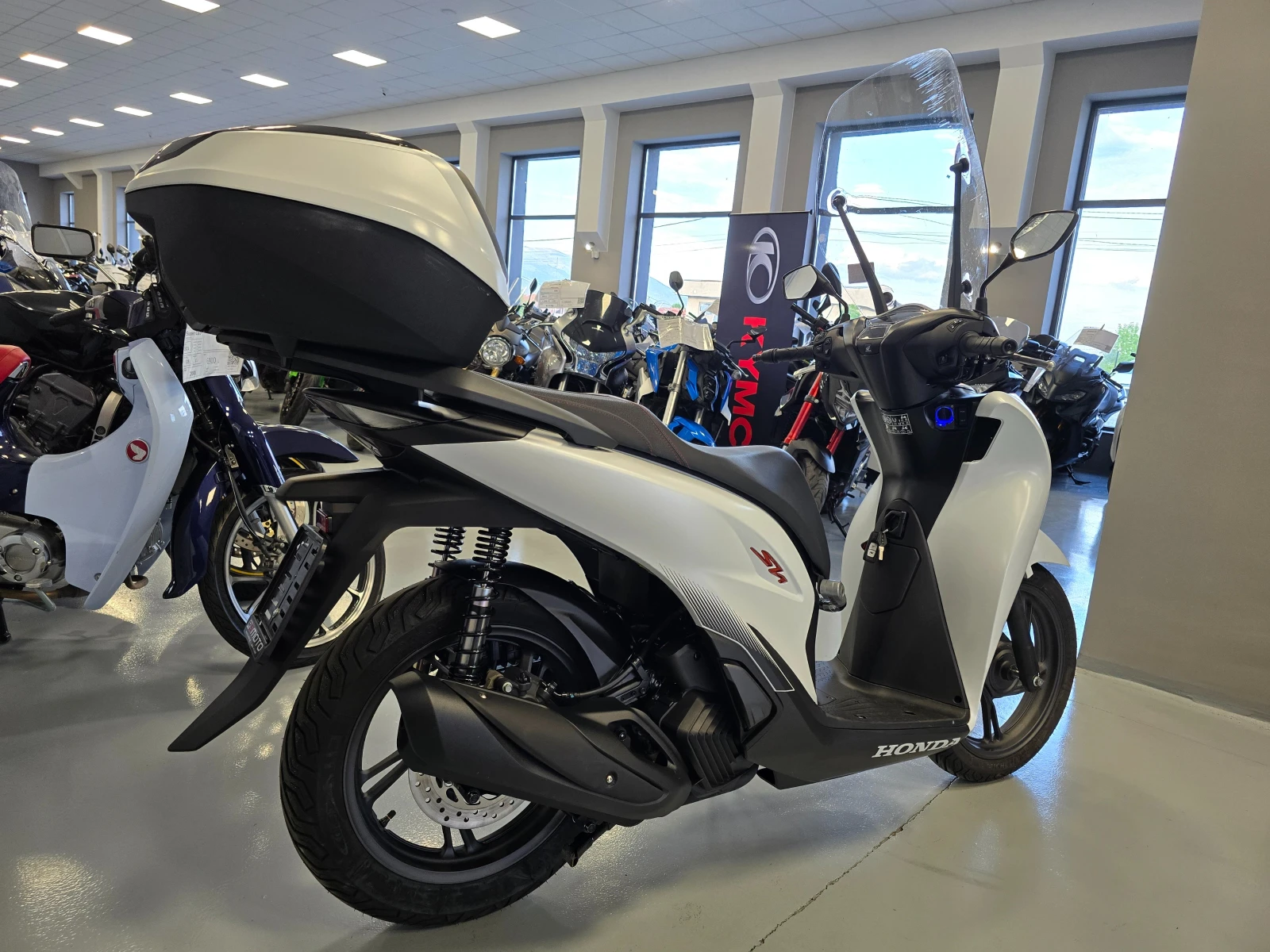 Honda Sh 125ie, ABS-TCS, Led, Start-stop, 2024г. - изображение 4