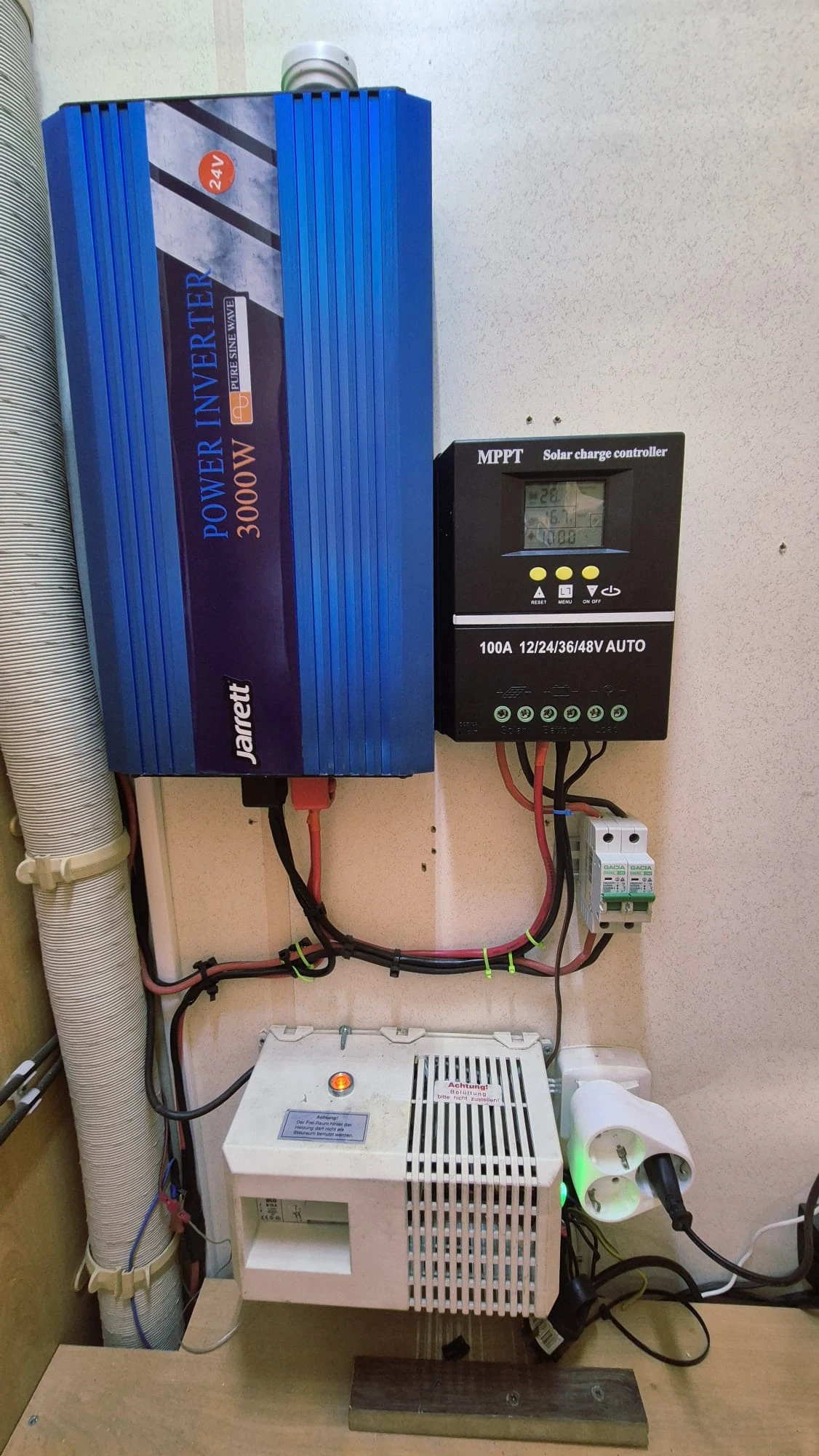 Каравана Hobby Exclusive 650, снимка 7 - Каравани и кемпери - 53890122