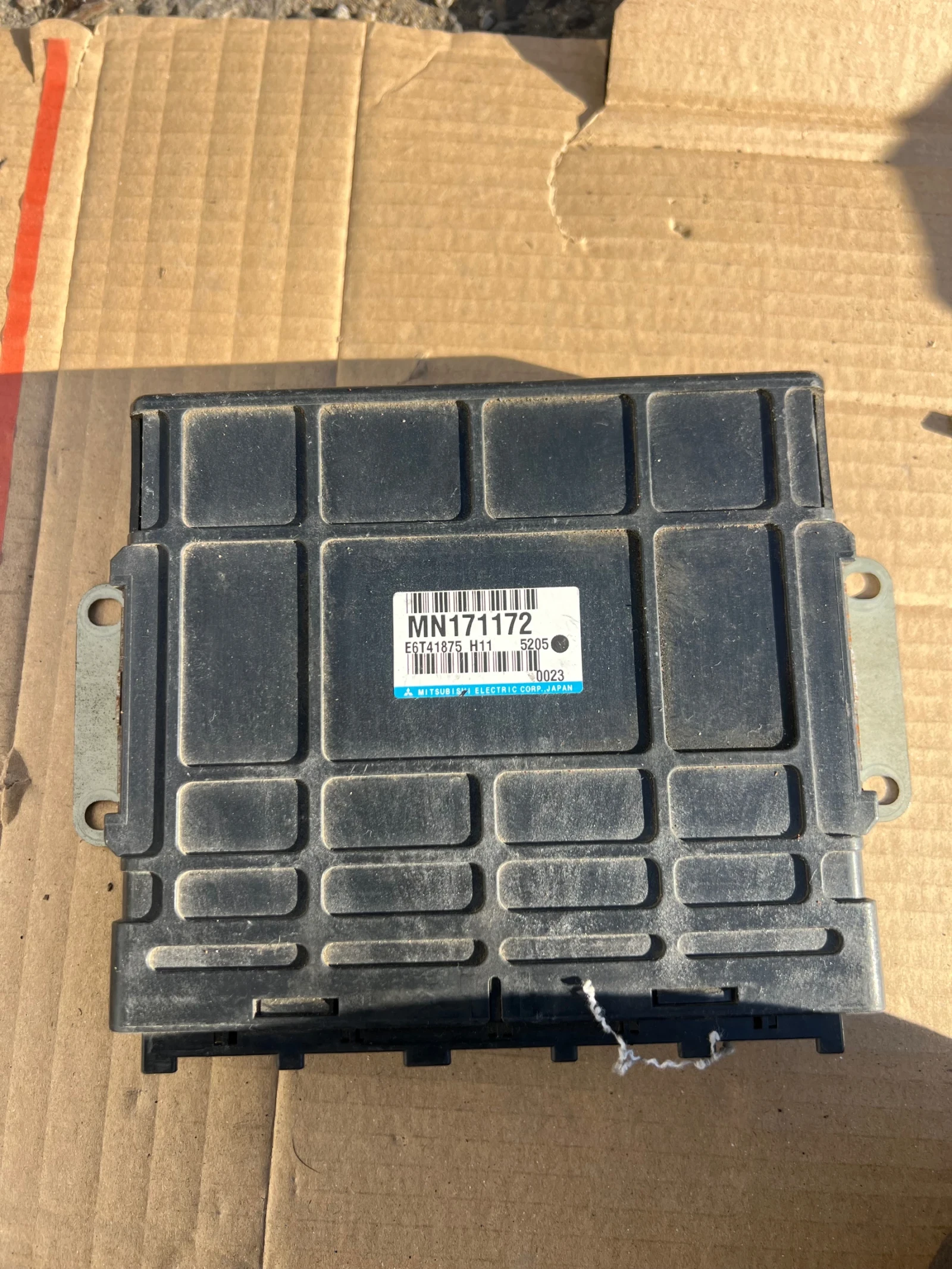 MN171172 Mitsubishi Grandis 2.4i �������� �������� E6T41875  | Mobile.bg � ����������� 1