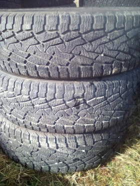 Гуми Всесезонни 265/70R17, снимка 1 - Гуми и джанти - 49276088