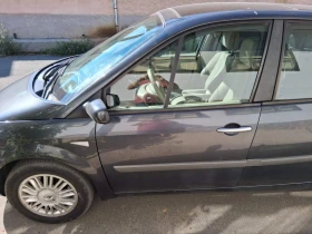 Renault Scenic | Mobile.bg    12