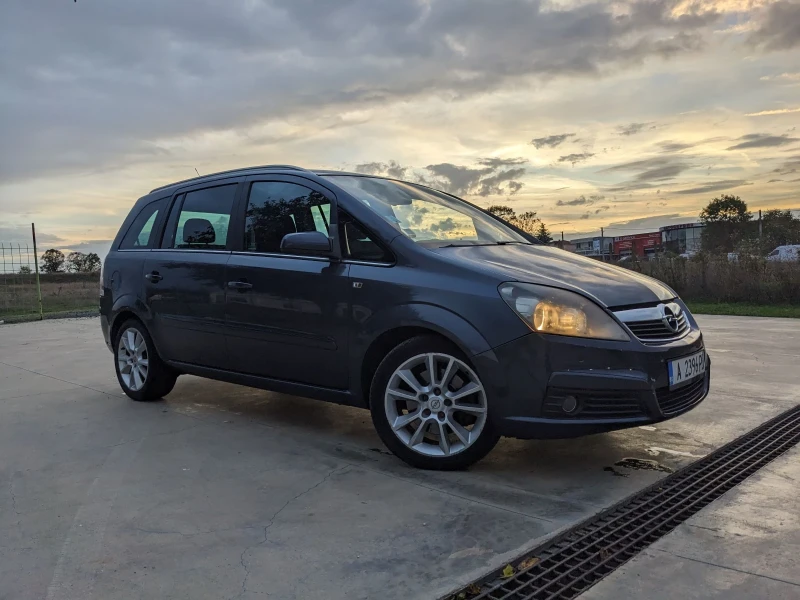 Opel Zafira, снимка 12 - Автомобили и джипове - 47480142