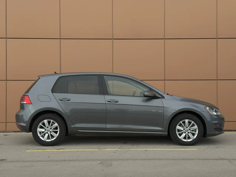 VW Golf 2.0 TDI, снимка 8 - Автомобили и джипове - 51792852