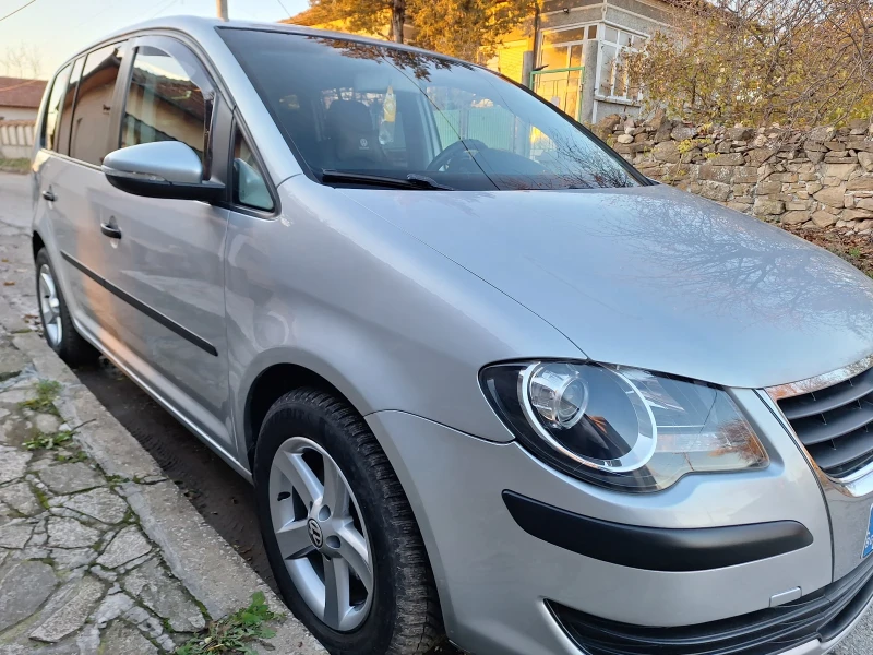 VW Touran 1Т2, снимка 2 - Автомобили и джипове - 48058622