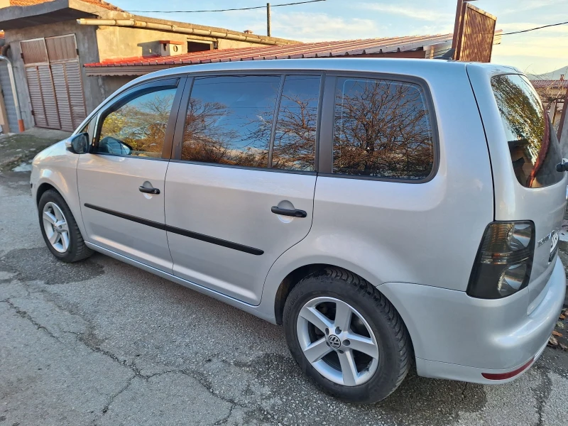 VW Touran 1Т2, снимка 13 - Автомобили и джипове - 48058622